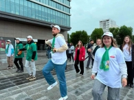 Молодежная зарядка «Спортом едины!»