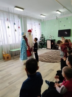 Молодёжь Могилёва подарила новогодние чудеса детям