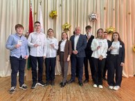 Ключ во взрослую жизнь: в Могилевской ратуше вручили первые паспорта